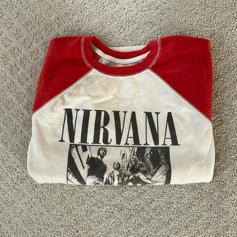 American Eagle Nirvana “baseball” crewneck sweatshirt | size medium